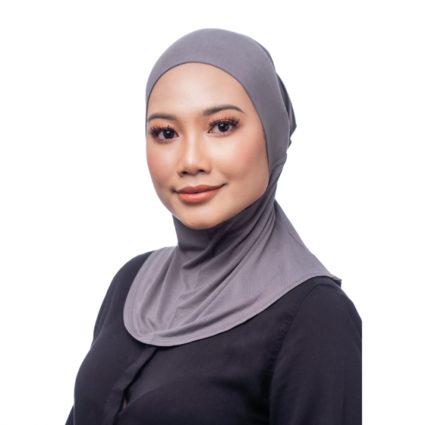 Hijab bergaya ninja dengan tali pengikat yang praktis